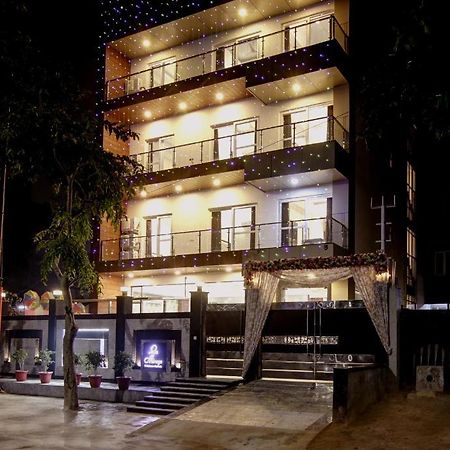Hotel La Mirage Noida Exterior foto