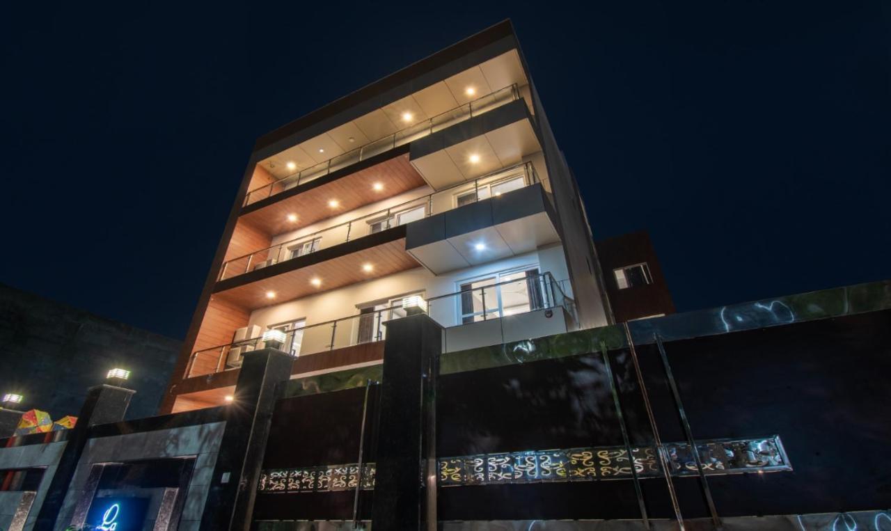 Hotel La Mirage Noida Exterior foto
